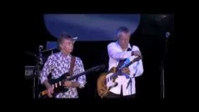 Theme from Missing - Phil and Tommy Emmanuel - Live in Australia 2010