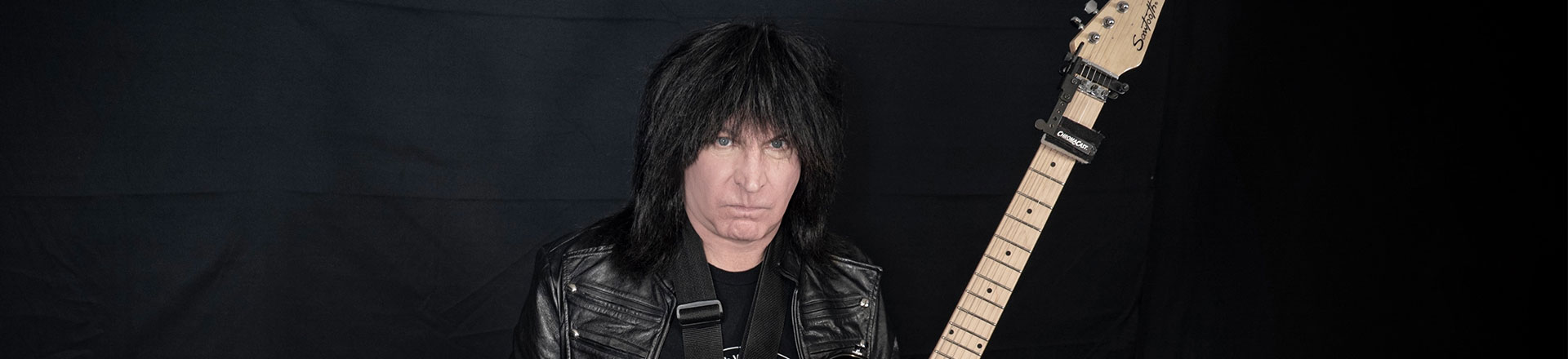 We Wrocławiu zagra najszybszy gitarzysta świata
