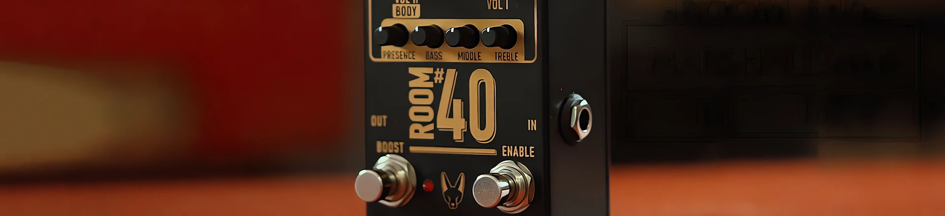 Room #40 to małe plexi w kostce