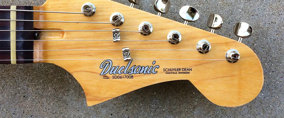 Schuyler Dean Guitars przedstawia stereofoniczny model Duelsonic