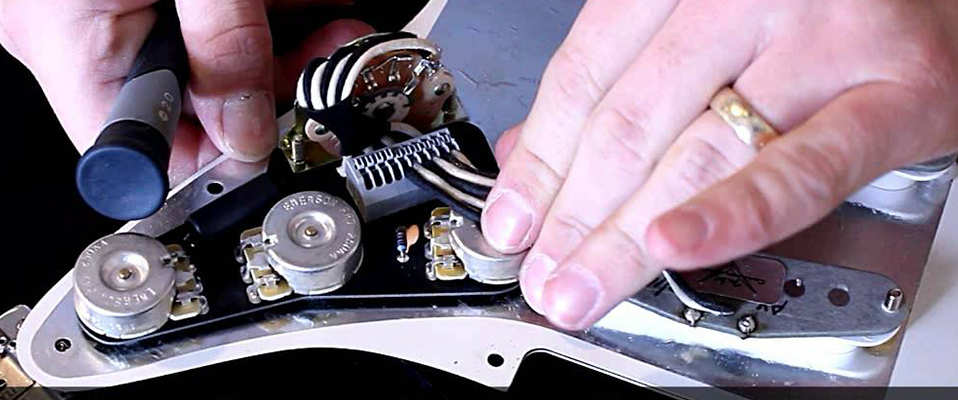 Gotowa elektronika do gitar od ObsidianWire