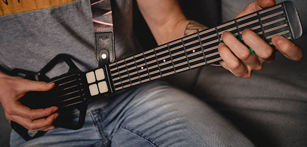 Czy gitara MIDI ma rację bytu? 