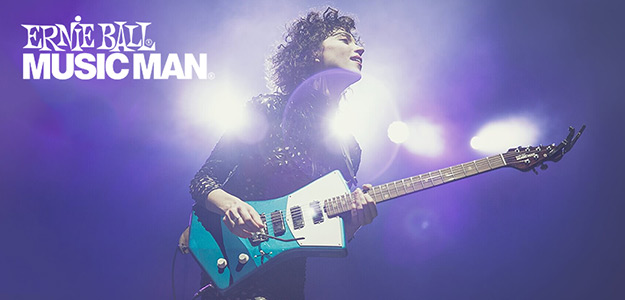 Music Man St. Vincent - Przepiękny custom dla Annie Clark