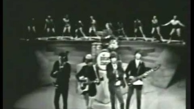 The Rolling Stones - (I Can't Get No) Satisfaction [Live 1965]