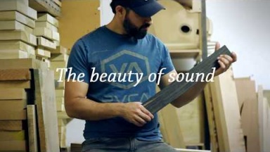 The Beauty of Sound - Polak Guitars demo &amp; crafting the Oxide guitar