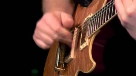 Two-Hand Groove Guitar - Introduction - Ben Lacy