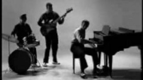Jerry Lee Lewis - Great Balls of Fire
