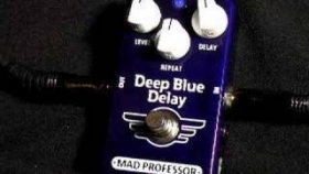Mad Professor Deep Blue Delay Pedal