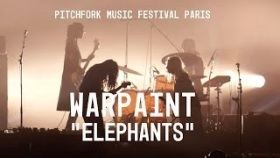 Warpaint perform &quot;Elephants&quot; - Pitchfork Music Festival Paris