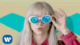 Paramore - Hard Times