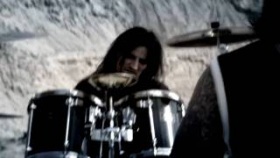 ALASTOR - Głową w mur