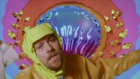Metronomy - Walking In The Dark