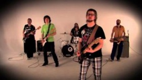 Akurat - Miłość - Źródło 2 (official video)